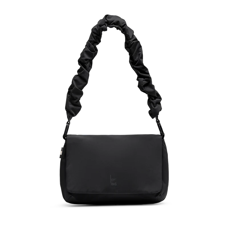 Essentials BAG black monochrome